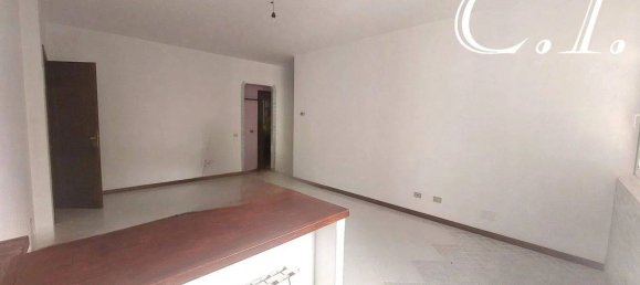 Apartamento de 5 dormitorios en Cairo Montenotte, Italy No. 190485 2