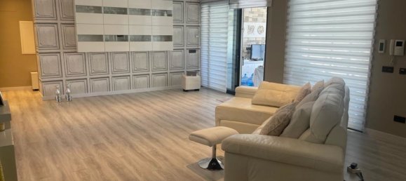 3 bedrooms Villa in Estepona, Spain No. 148119 14