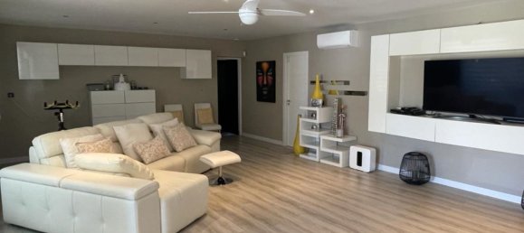 3 bedrooms Villa in Estepona, Spain No. 148119 13