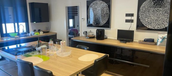 3 bedrooms Villa in Estepona, Spain No. 148119 3