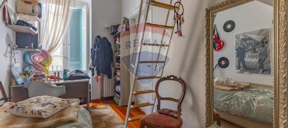 3-salle Penthouse à Bari, Italy No. 14630 35