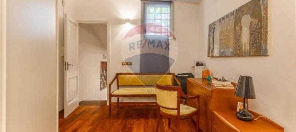 3-salle Penthouse à Bari, Italy No. 14630 16