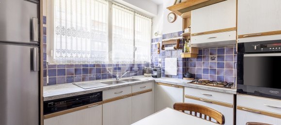 3 bedrooms Apartment in Neuilly-sur-Seine, France No. 174398 9