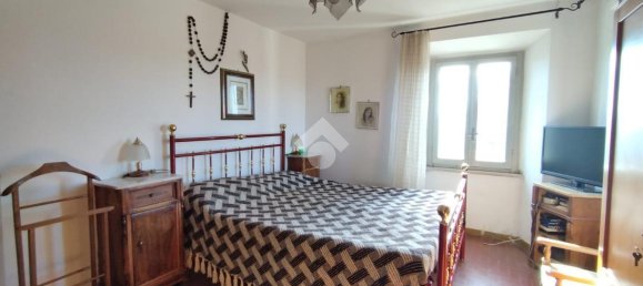 Дом с 4 комнатами в Сольяно аль Рубиконе, Италия № 168052 22