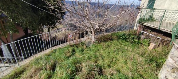 Дом с 4 комнатами в Сольяно аль Рубиконе, Италия № 168052 9