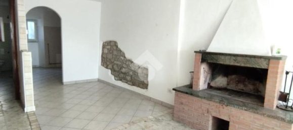 Дом с 4 комнатами в Сольяно аль Рубиконе, Италия № 168052 17