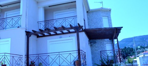 3 Schlafzimmer Property in Aetolia-Acarnania, Greece, Nr. 6196 12