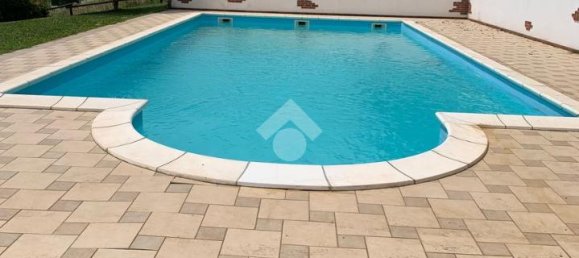 5-salle Villa à Verzuolo, Italy No. 17607 19