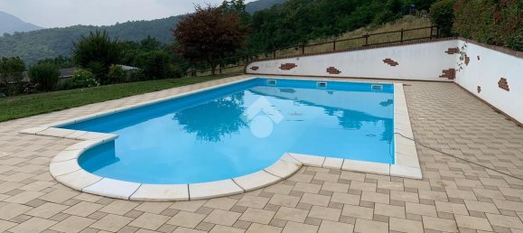 5-salle Villa à Verzuolo, Italy No. 17607 18