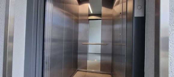 Apartamento de 4 habitaciónes en Furth, Germany No. 260035 14