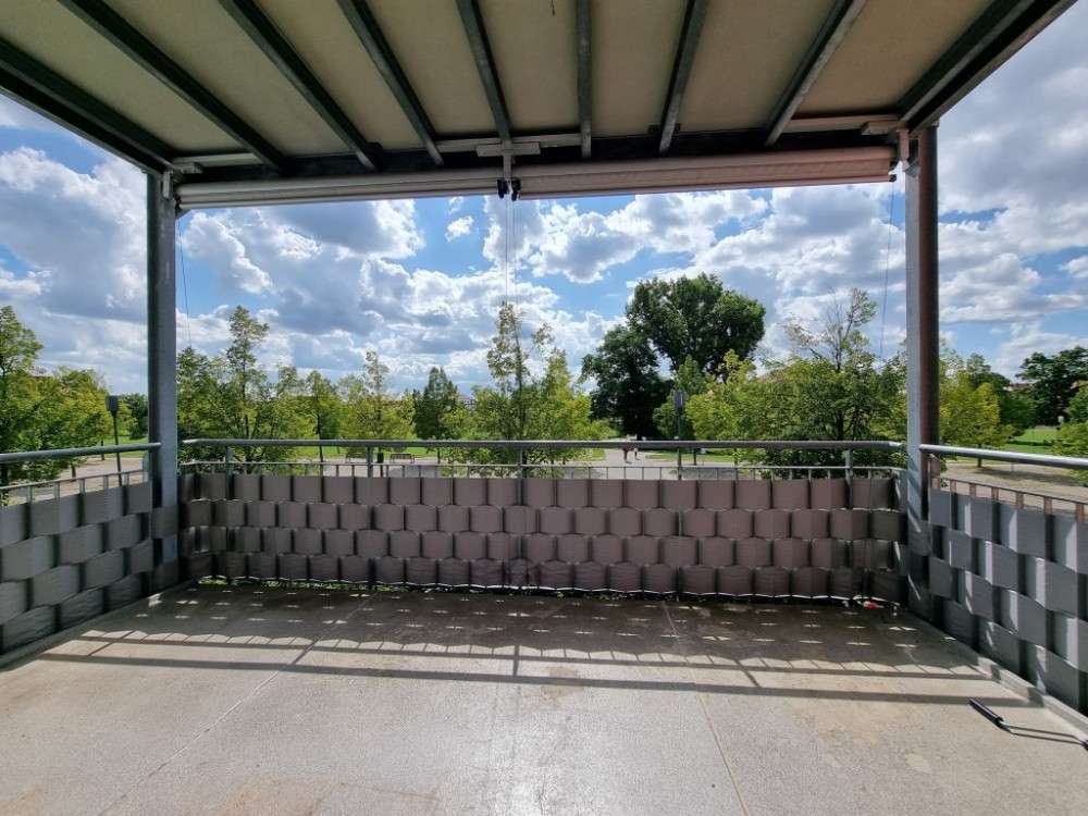 Apartamento de 4 habitaciónes en Furth, Germany No. 260035