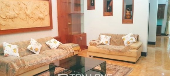 Villa de 4 dormitorios en Tay Ho, Vietnam No. 1914 19