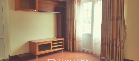 Villa de 4 dormitorios en Tay Ho, Vietnam No. 1914 4