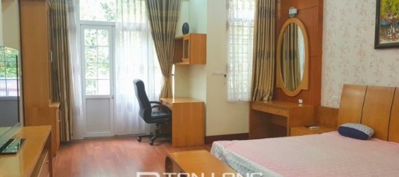 Villa de 4 dormitorios en Tay Ho, Vietnam No. 1914 6