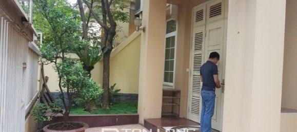 Villa de 4 dormitorios en Tay Ho, Vietnam No. 1914 17