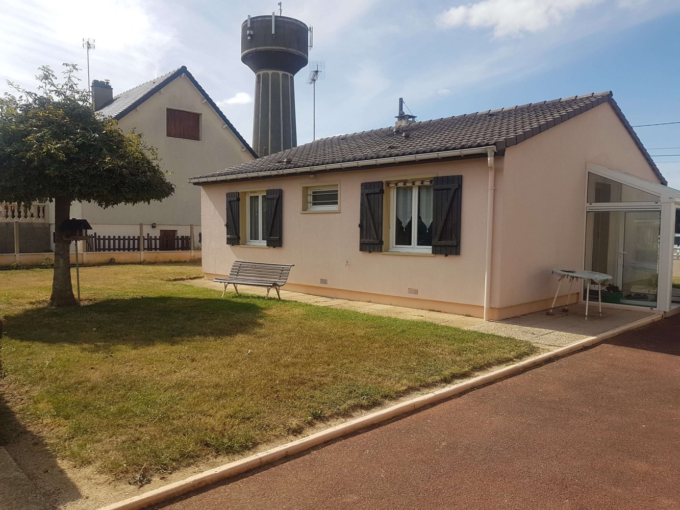 2 غرف نوم منزل في Beville-le-Comte, France رقم 81485