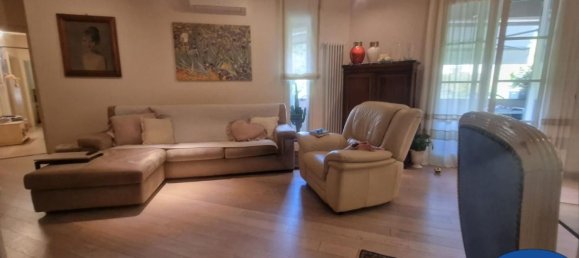 5 rooms Apartment in Massarosa, Italy No. 189552 10