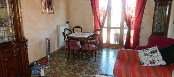 Квартира с 6 комнатами в Кастельнуово Магра, Италия № 139787 9