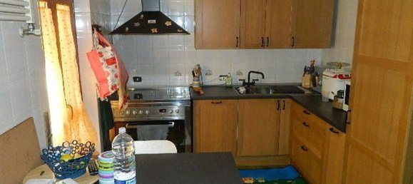 Квартира с 6 комнатами в Кастельнуово Магра, Италия № 139787 14