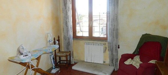 Квартира с 6 комнатами в Кастельнуово Магра, Италия № 139787 21