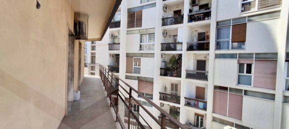 4 rooms Apartment in Bari, Italy No. 23023 18