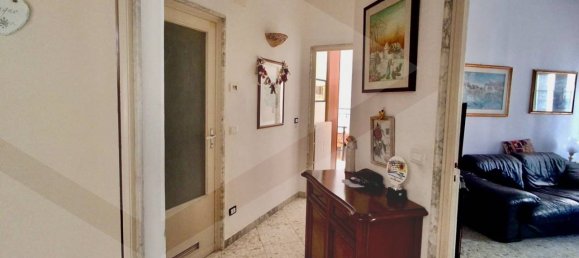 4 rooms Apartment in Bari, Italy No. 23023 17