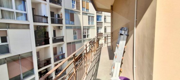 4 rooms Apartment in Bari, Italy No. 23023 36