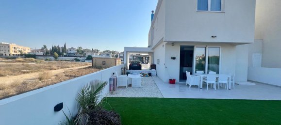 3 bedrooms Townhouse in Larnaka, Cyprus No. 26911 18