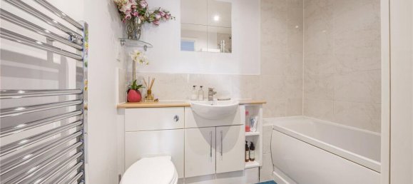 2 bedrooms Apartment in London, United Kingdom No. 7224 16