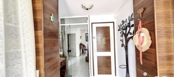 Casa de 4 dormitorios en Montargis, France No. 274875 2