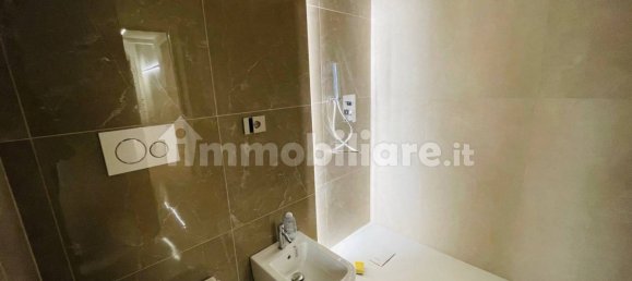 1 bedroom Apartment in Turin, Italy No. 337418 16
