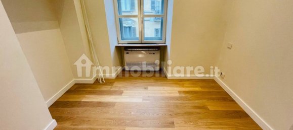 1 bedroom Apartment in Turin, Italy No. 337418 12