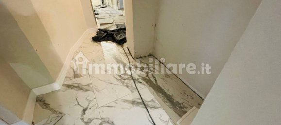 1 bedroom Apartment in Turin, Italy No. 337418 6