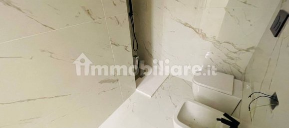 1 bedroom Apartment in Turin, Italy No. 337418 20