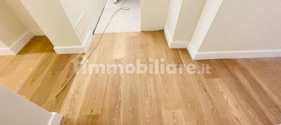 1 bedroom Apartment in Turin, Italy No. 337418 10