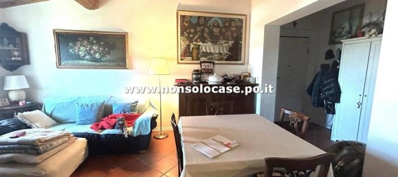 4 rooms Apartment in Prato, Italy No. 38977 3