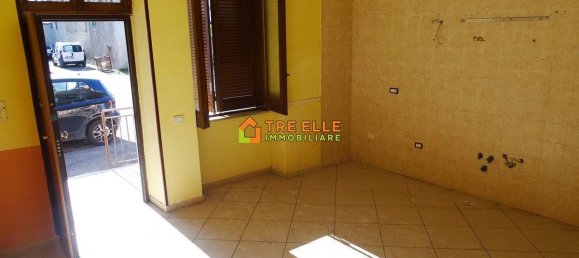 2 chambres Maison à Marigliano, Italy No. 102154 8