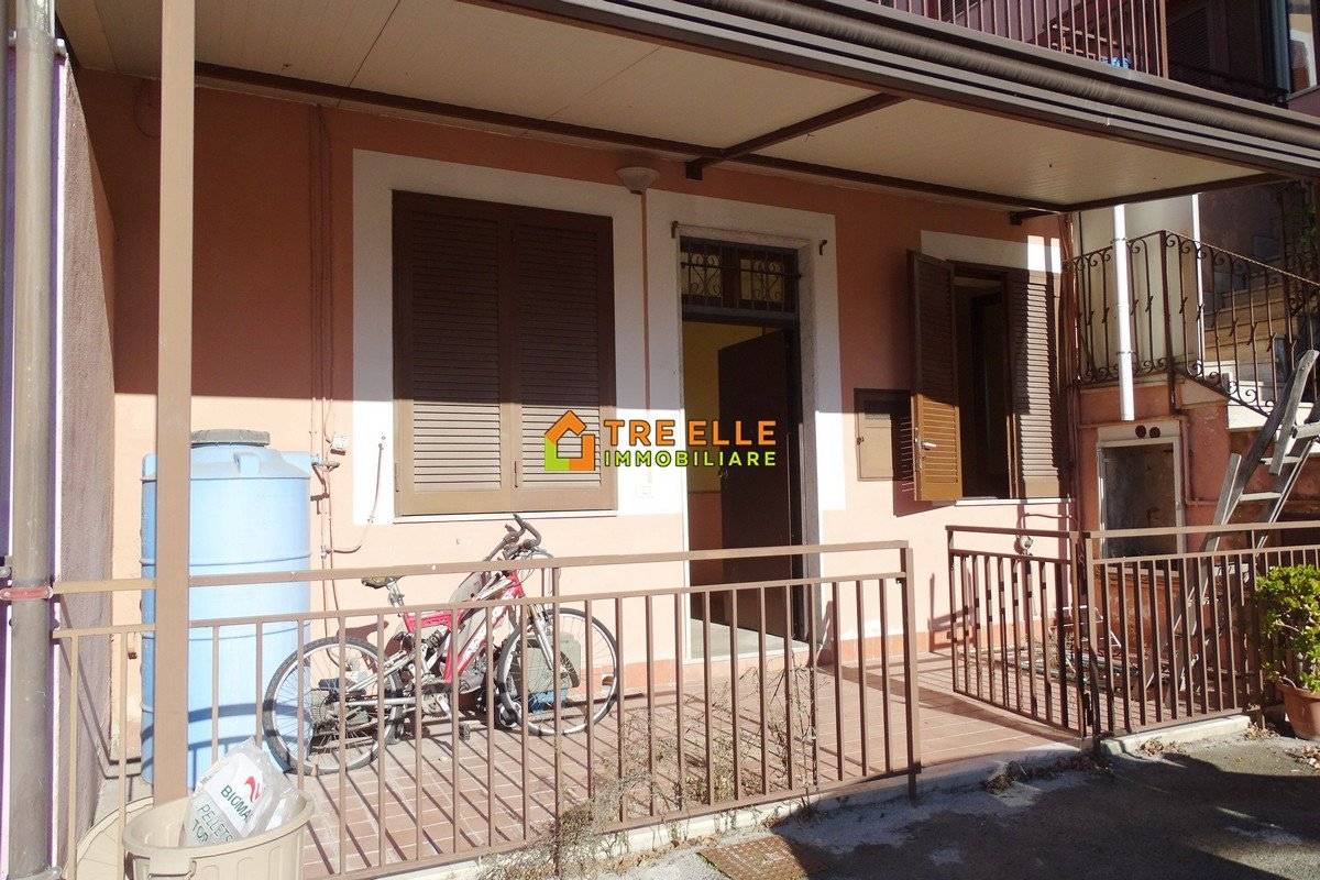 2 chambres Maison à Marigliano, Italy No. 102154