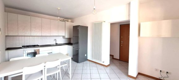 2 Schlafzimmer Wohnung in Osio Sopra, Italy, Nr. 301938 14