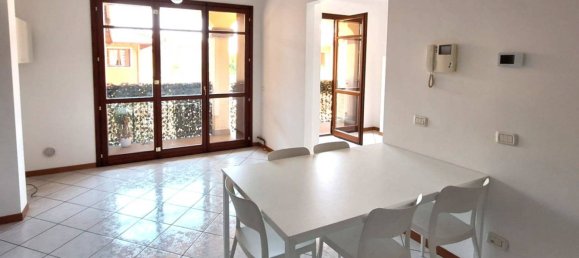 2 Schlafzimmer Wohnung in Osio Sopra, Italy, Nr. 301938 11