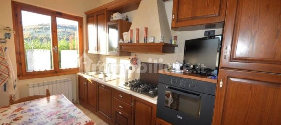 Apartamento T2 em Loro Ciuffenna, Italy N.º 166929 9