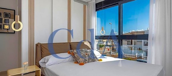 3 bedrooms Villa in Punta Prima, Spain No. 6283 25