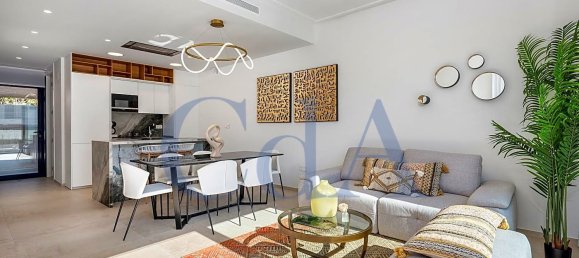 3 bedrooms Villa in Punta Prima, Spain No. 6283 4