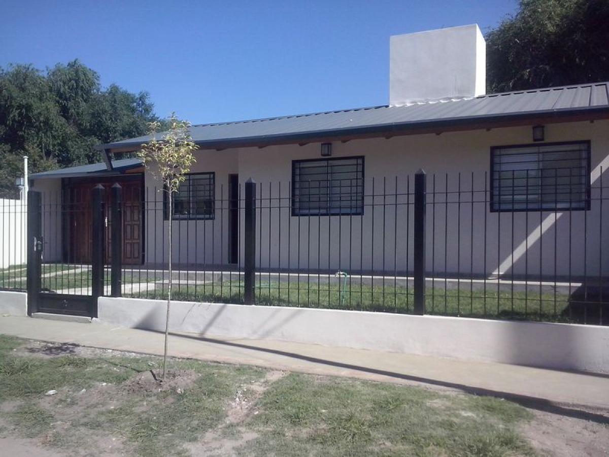3 bedrooms House in Cordoba, Argentina No. 52845