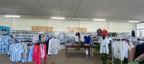 6-Zimmer Gewerbliche Immobilie in Tombolo, Italy, Nr. 341378 32