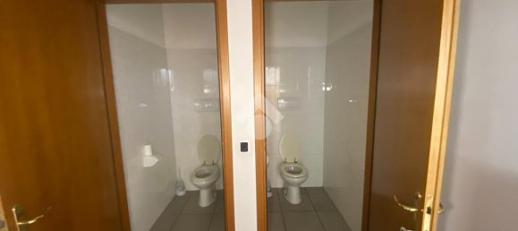 6-Zimmer Gewerbliche Immobilie in Tombolo, Italy, Nr. 341378 38