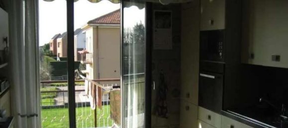 1901m² Commercial property in Brenna, Italy No. 224978 11