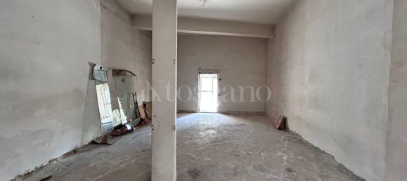 5 rooms Commercial property in Priolo Gargallo, Italy No. 365407 7