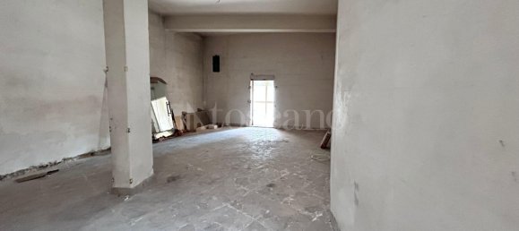 5 rooms Commercial property in Priolo Gargallo, Italy No. 365407 6