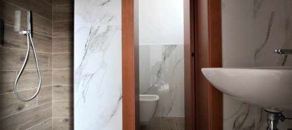 Квартира с 2 комнатами в Чинизелло Бальсамо, Италия № 66664 5